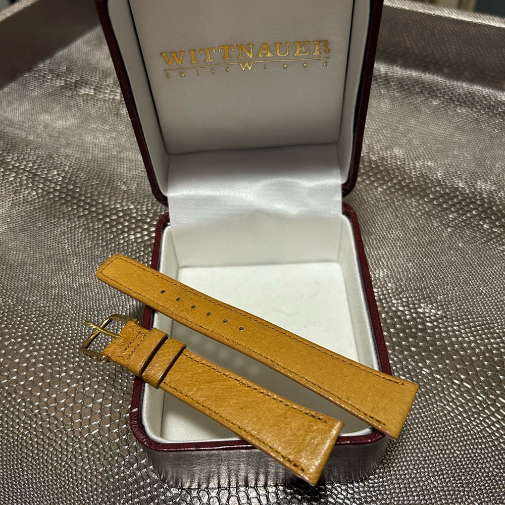 NWOT caramel coloured leather watch strap